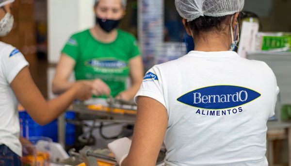 Funcionário da Bernardo Alimentos